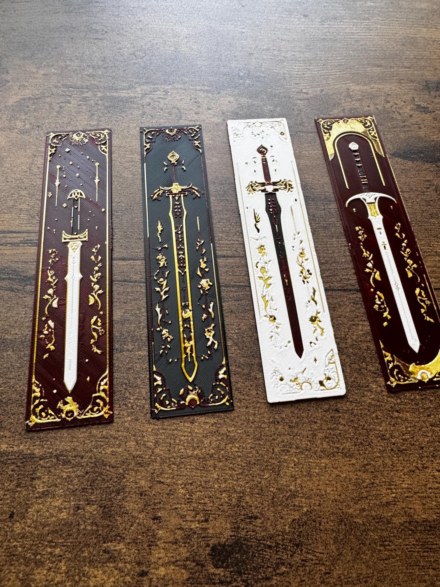 Elven Blades Bookmark Set – Enchanted Fantasy Sword Bookmarks with Vines & Gold Accents | 3D Printed Elven-Inspired Bookmarks